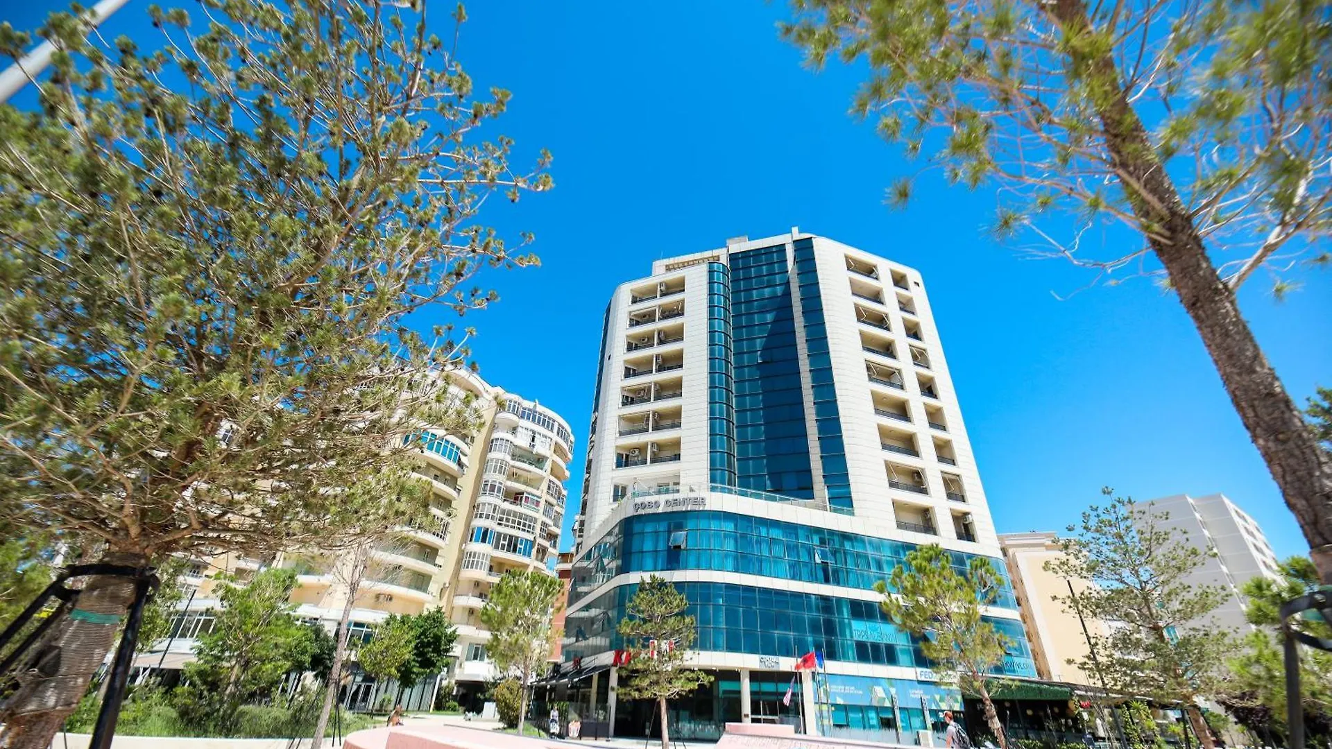 Bay View Balcony- Luxury Apartments With Free Parking Vlorë
