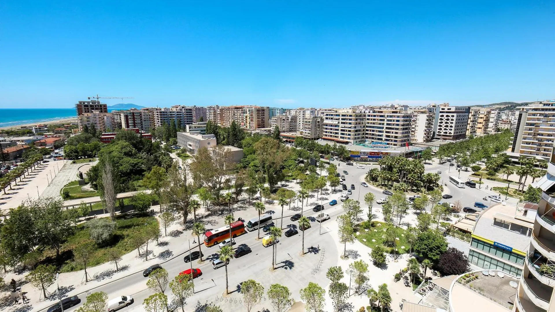 Bay View Balcony- Luxury Apartments With Free Parking Vlorë