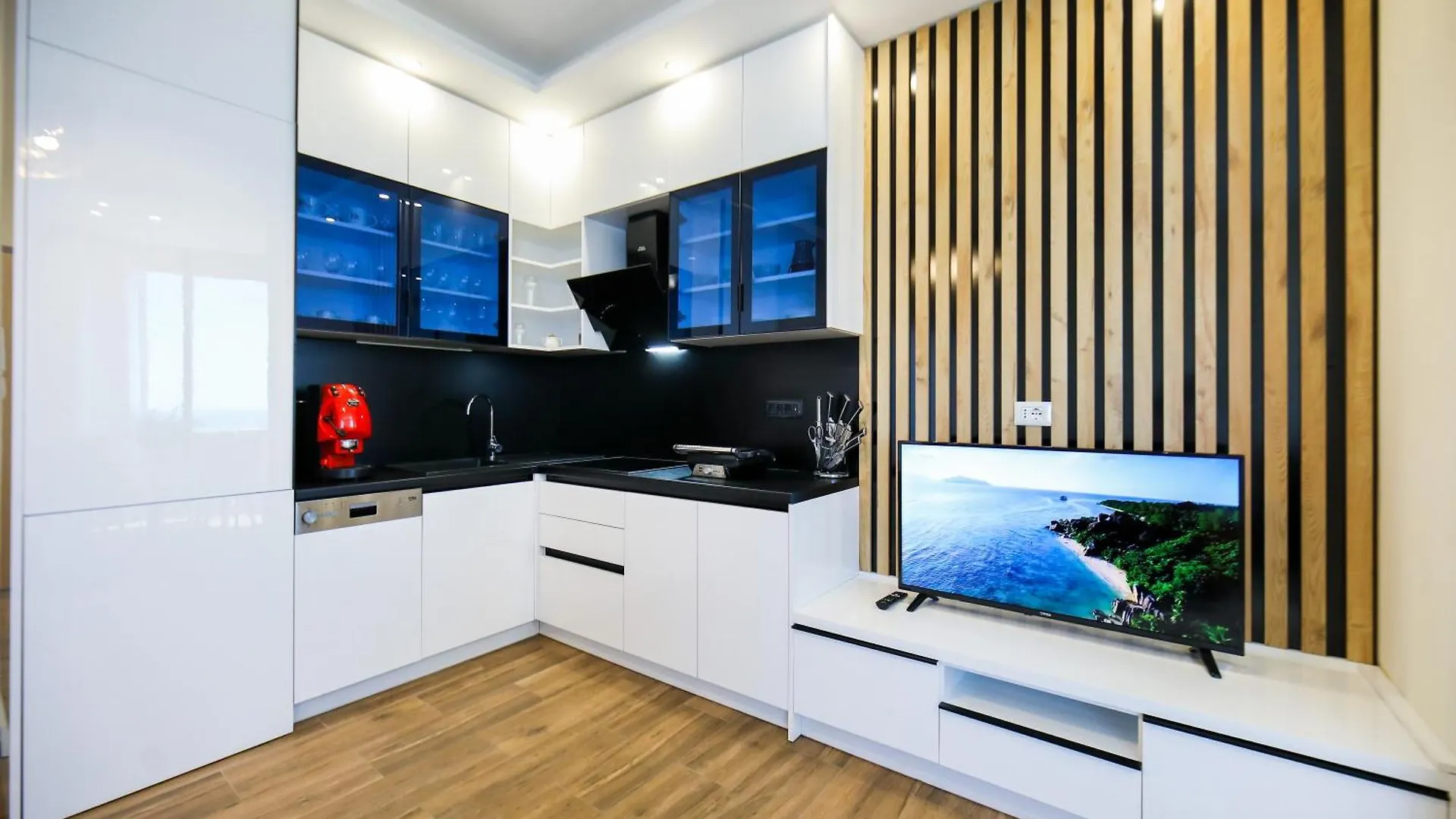 Bay View Balcony- Luxury Apartments With Free Parking Vlorë