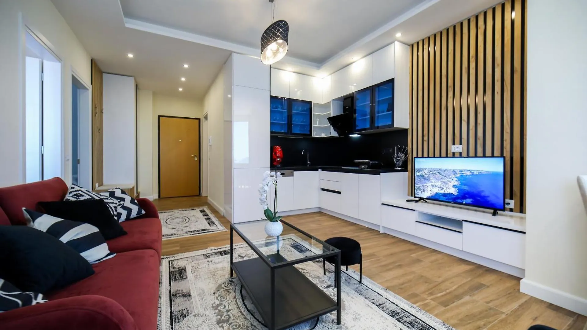 Bay View Balcony- Luxury Apartments With Free Parking Vlorë